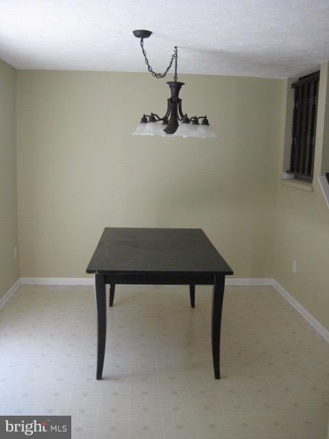 LONDON COMMONS - Residential Lease