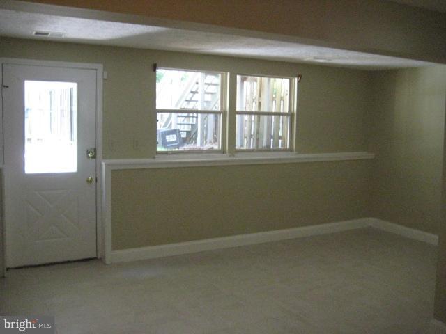 LONDON COMMONS - Residential Lease