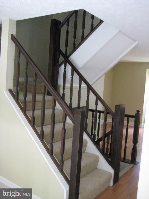 LONDON COMMONS - Residential Lease