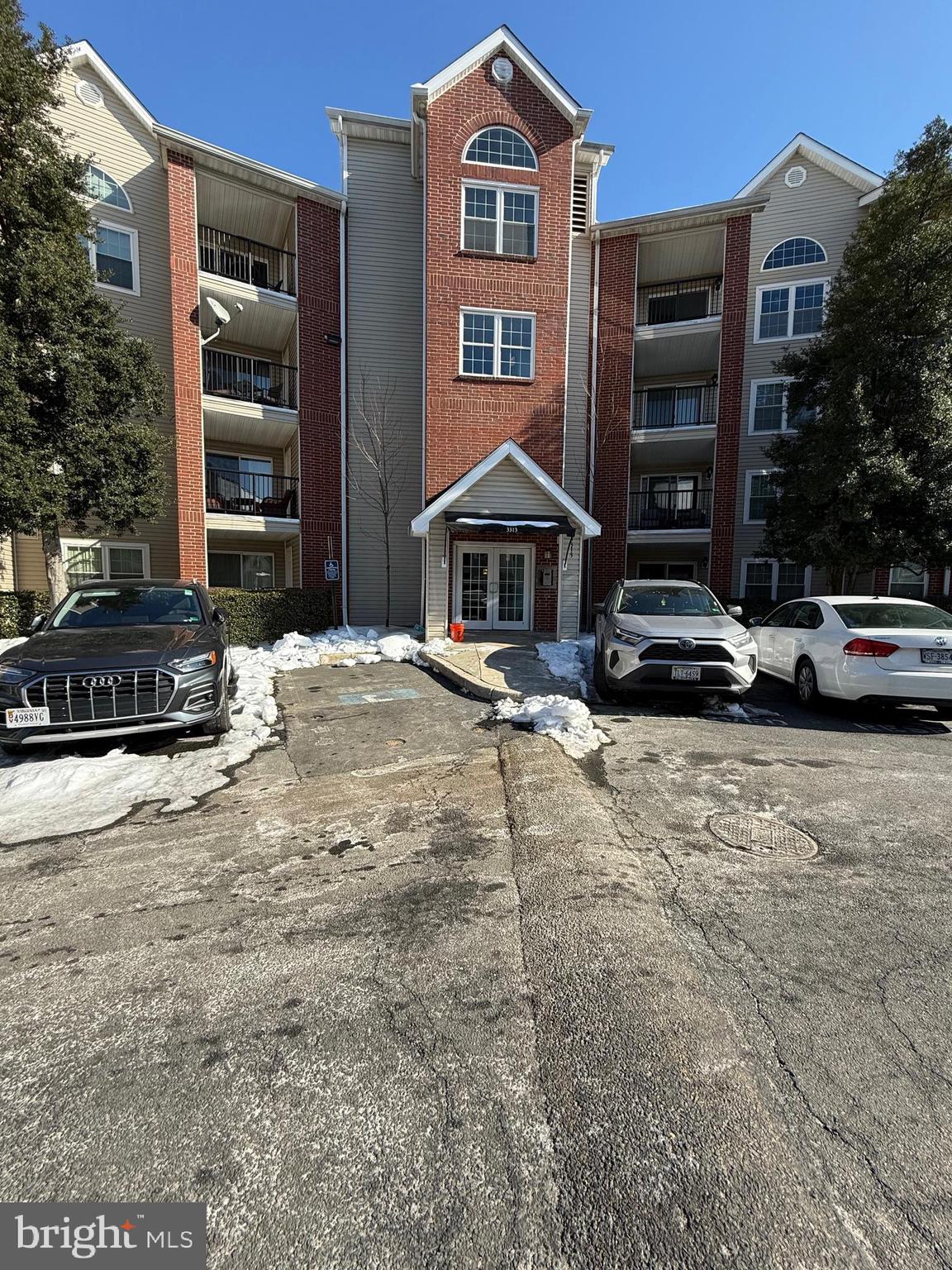 3313 WYNDHAM CIRCLE 3210