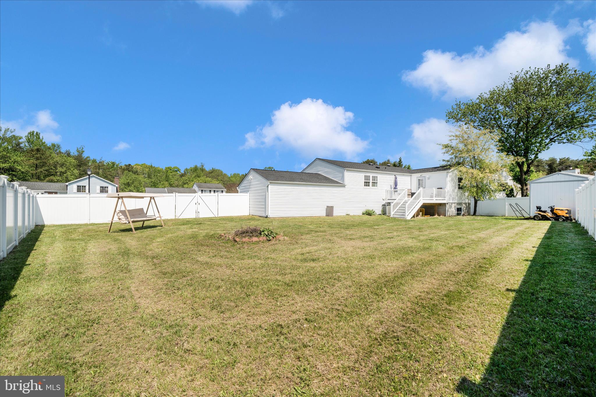 HARMANS WOODS - Residential