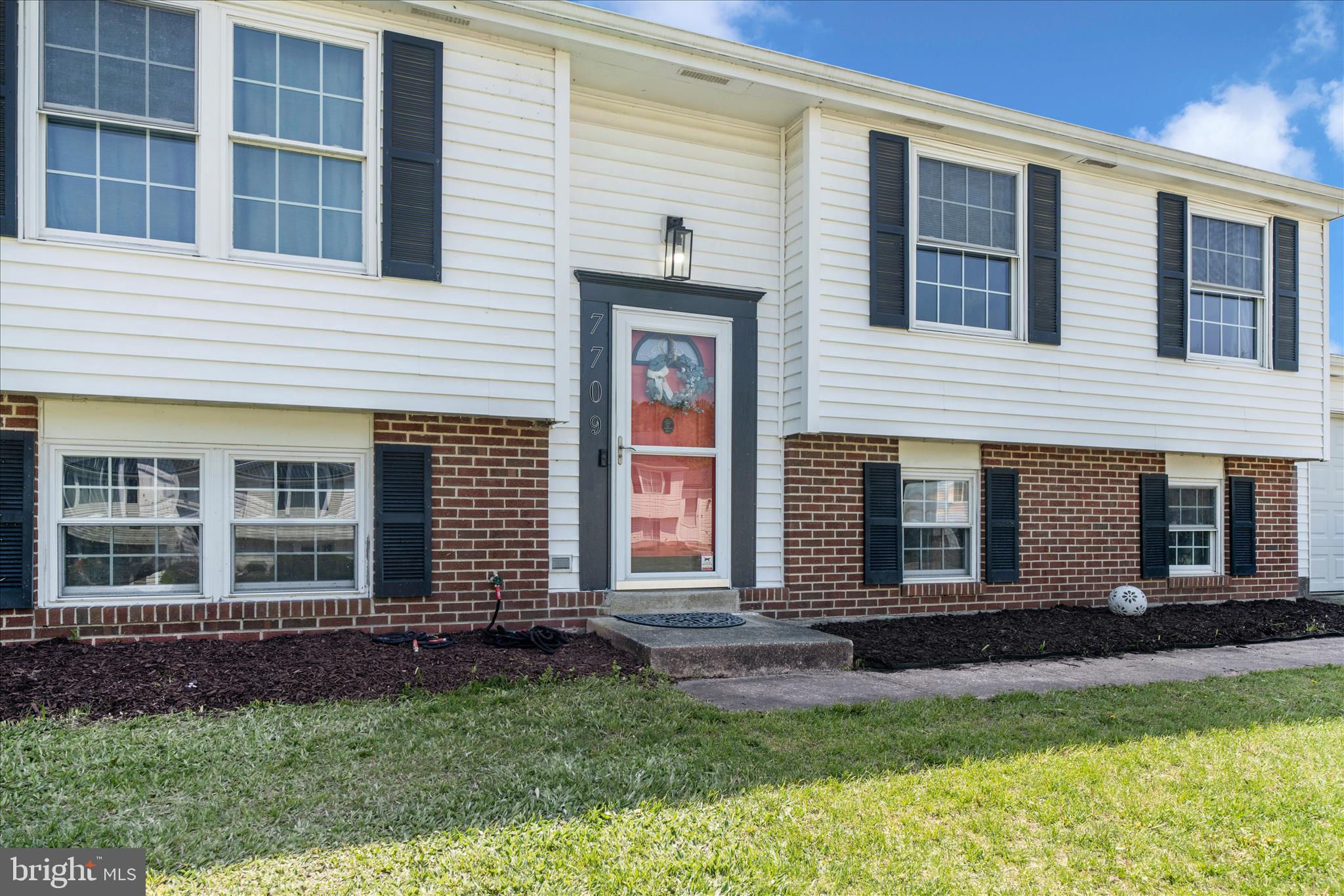 HARMANS WOODS - Residential