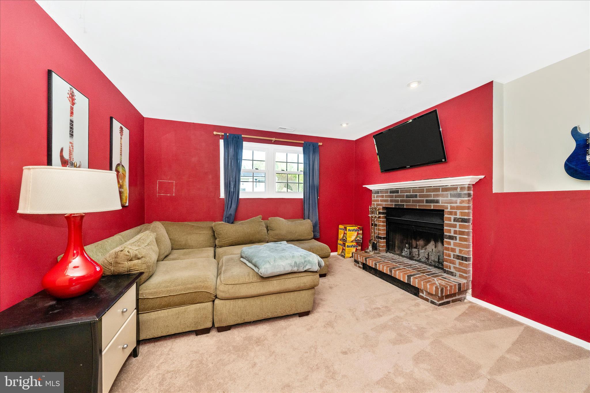 HARMANS WOODS - Residential