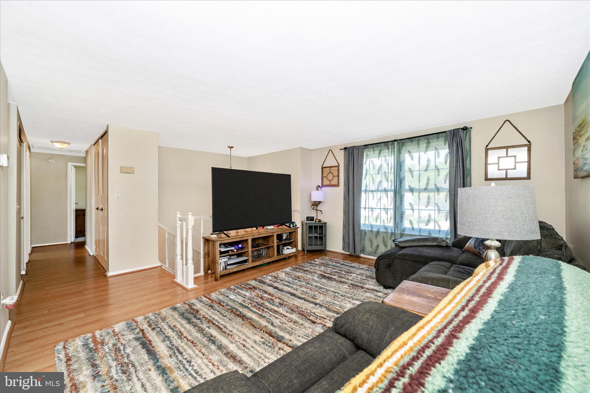 HARMANS WOODS - Residential