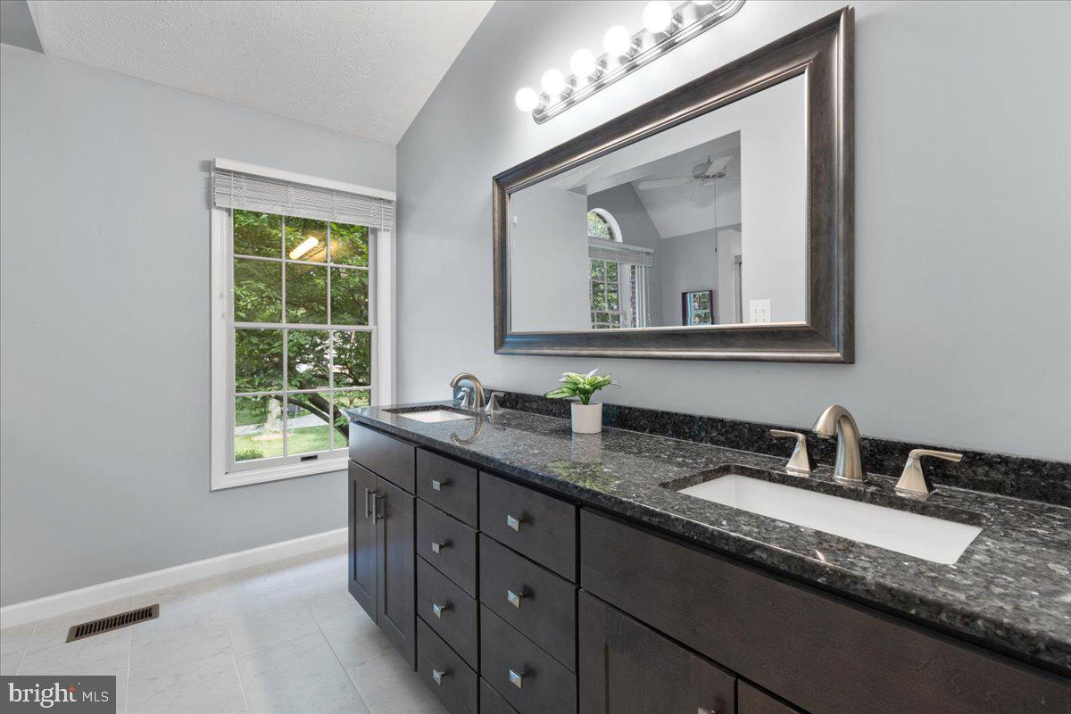 DORSEY HALL - Residential