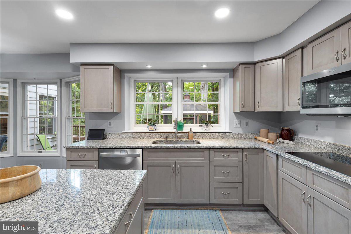 DORSEY HALL - Residential