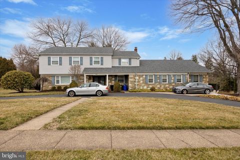 3658 CHIMNEY SWIFT DRIVE HUNTINGDON VALLEY PA 19006