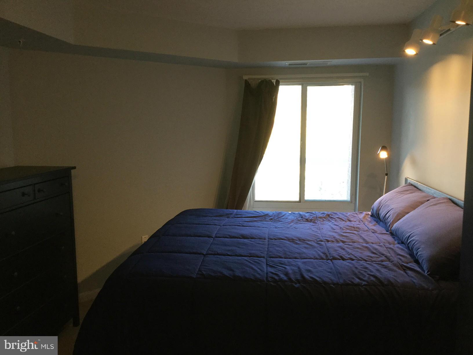 NORTHAMPTON PLACE - Residential Lease