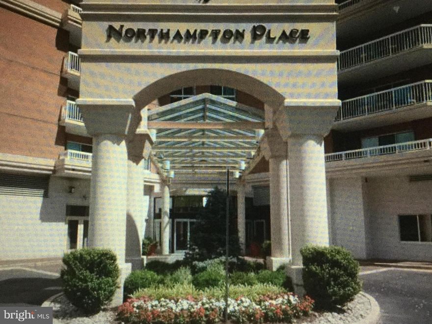 Nicely furnished condo in an upscale building with controlled access and 24 hour attended desk.  Easy access to Rt.395 and Rt.7 this condo is a commuter's dream in NVA.  Close to the Pentagon, Fort Myer, Washington, DC, and airport.  Hardwood floors in the living area, spacious kitchen w/ granite countertop bar, washer/dryer in Unit.   Enjoy the community pool, billiards, party, and exercise room.