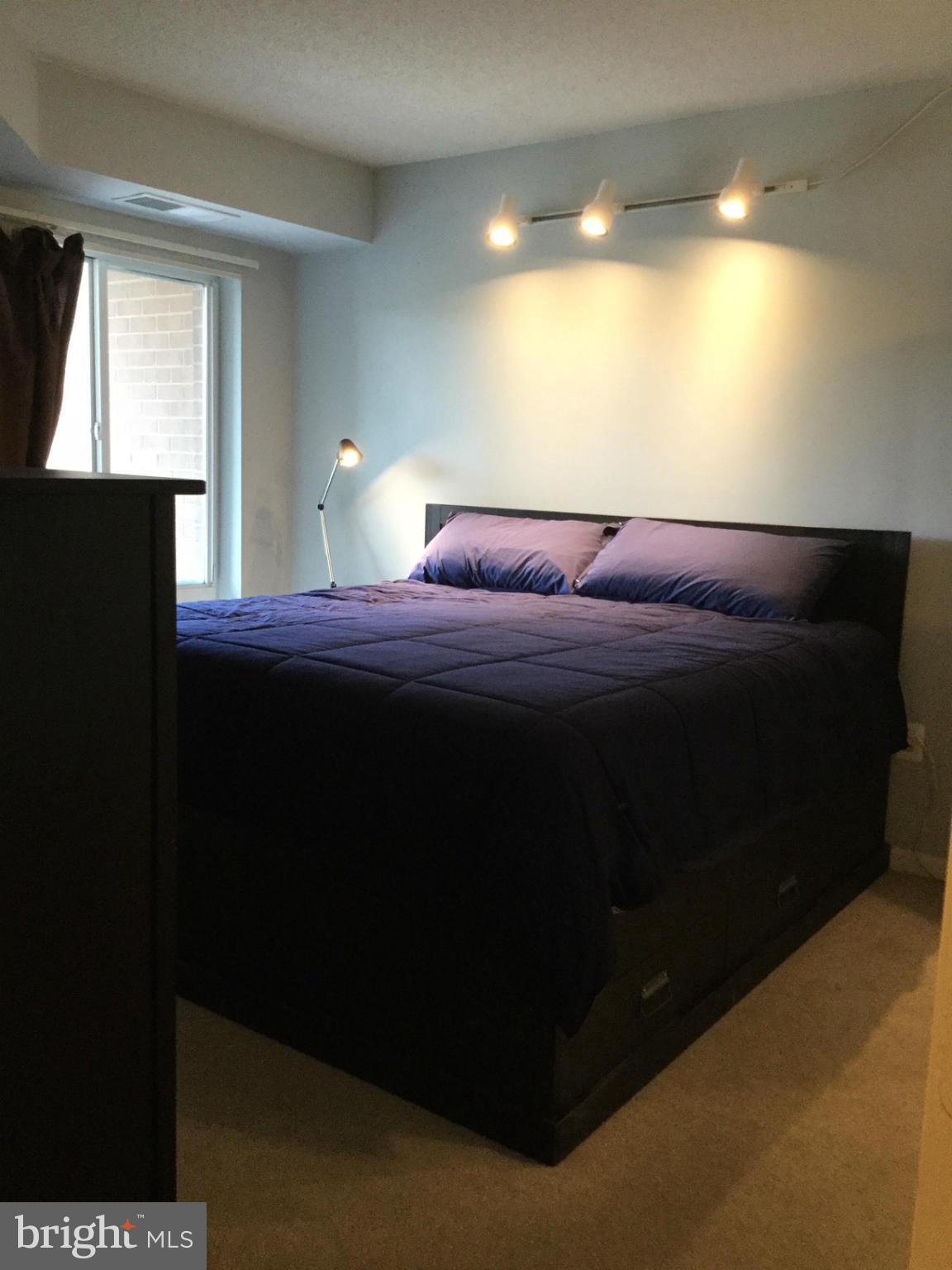 NORTHAMPTON PLACE - Residential Lease