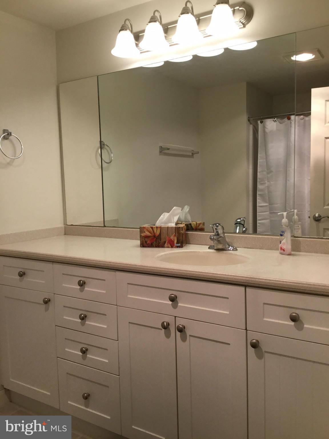 NORTHAMPTON PLACE - Residential Lease