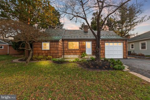 Photo of 216 Park Avenue, MOUNT JOY, PA 17552 (MLS # PALA2080196)