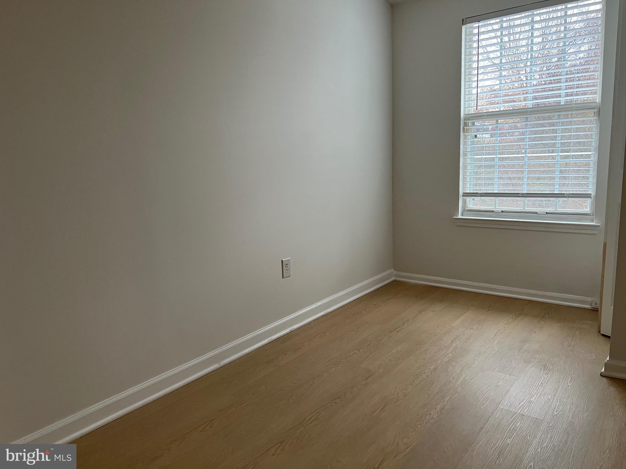 GREEN HOLLY WOODS PLAT T - Residential