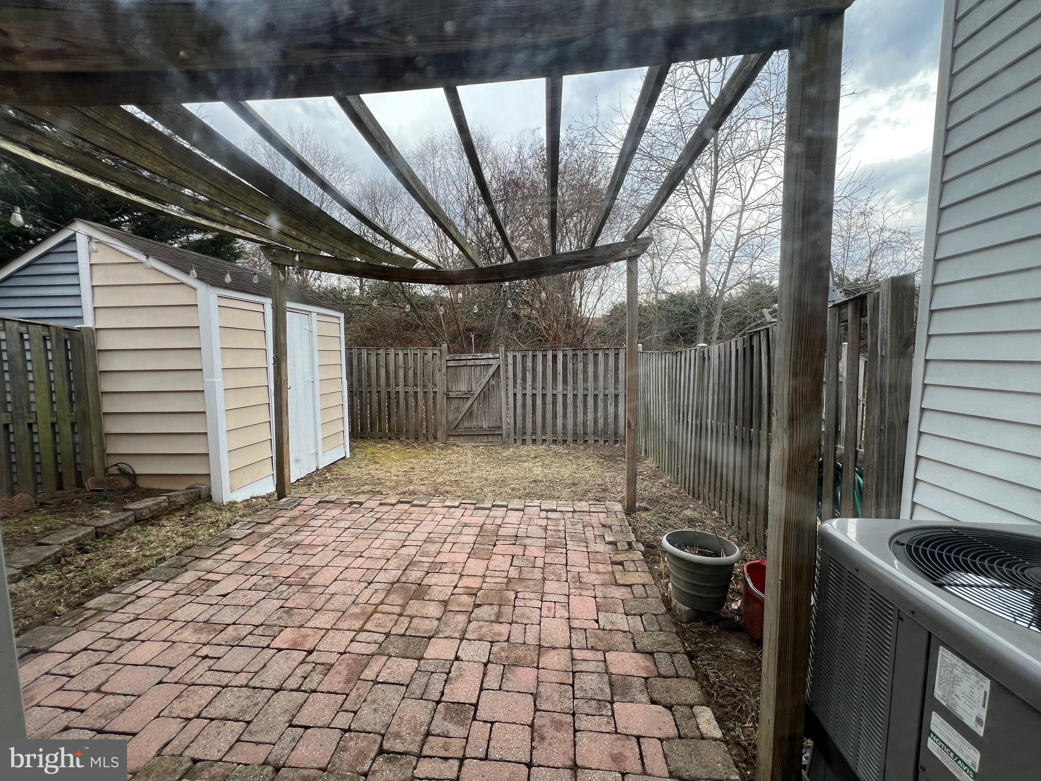 GREEN HOLLY WOODS PLAT T - Residential