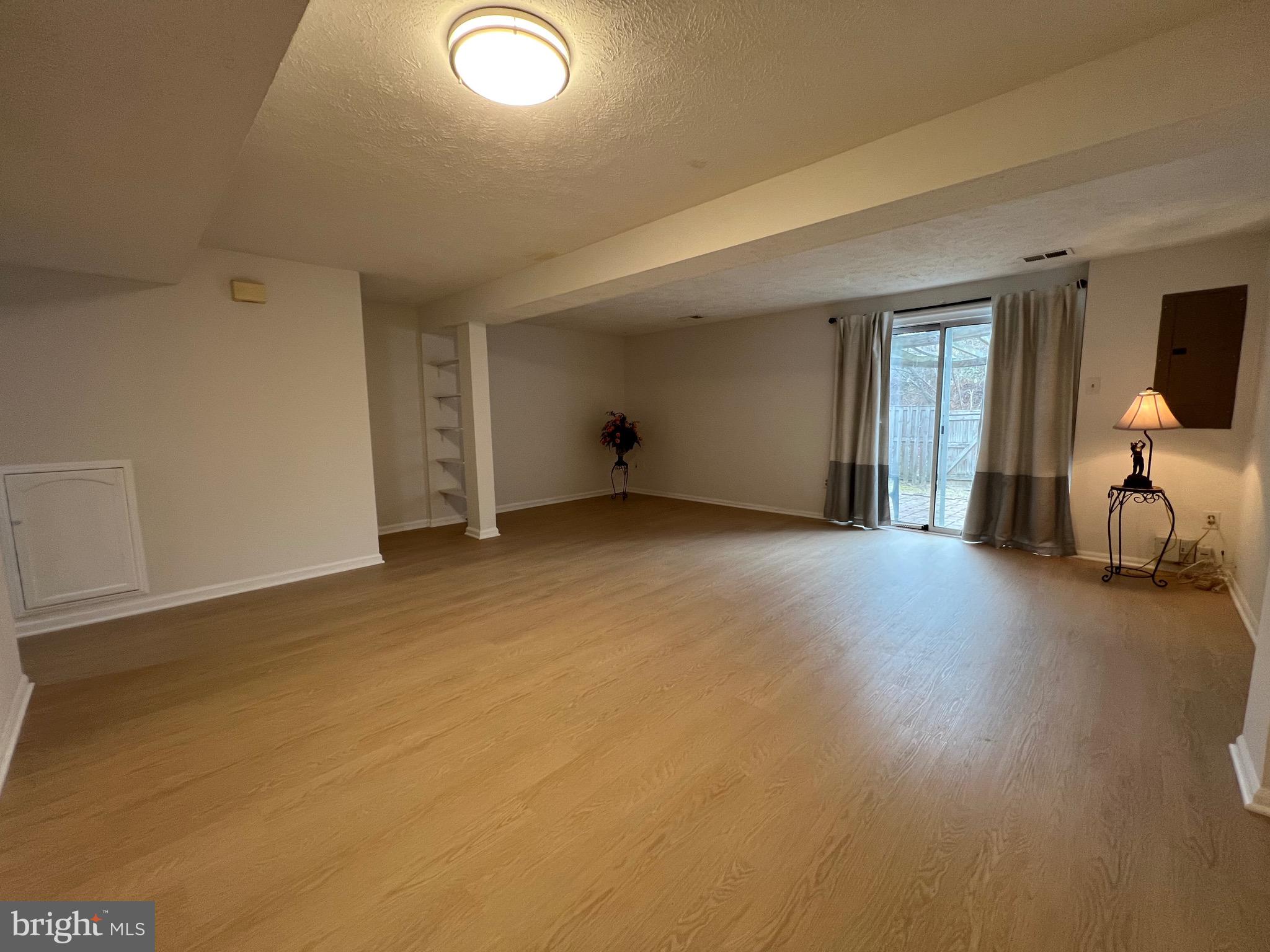 GREEN HOLLY WOODS PLAT T - Residential