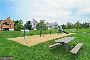 WOODLAND VILLAGE - Residential Lease