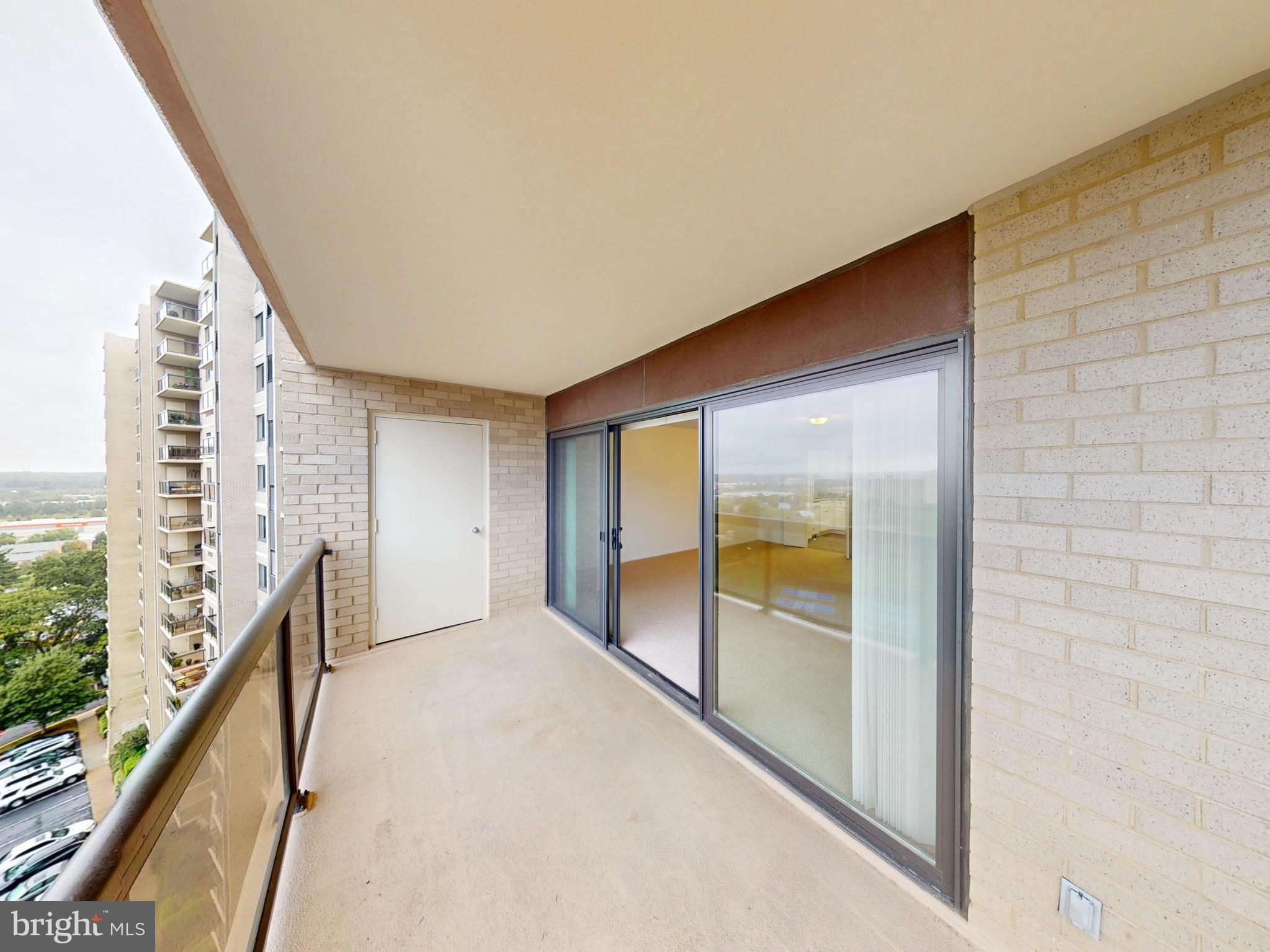 WATERGATE AT LANDMARK - Residential Lease