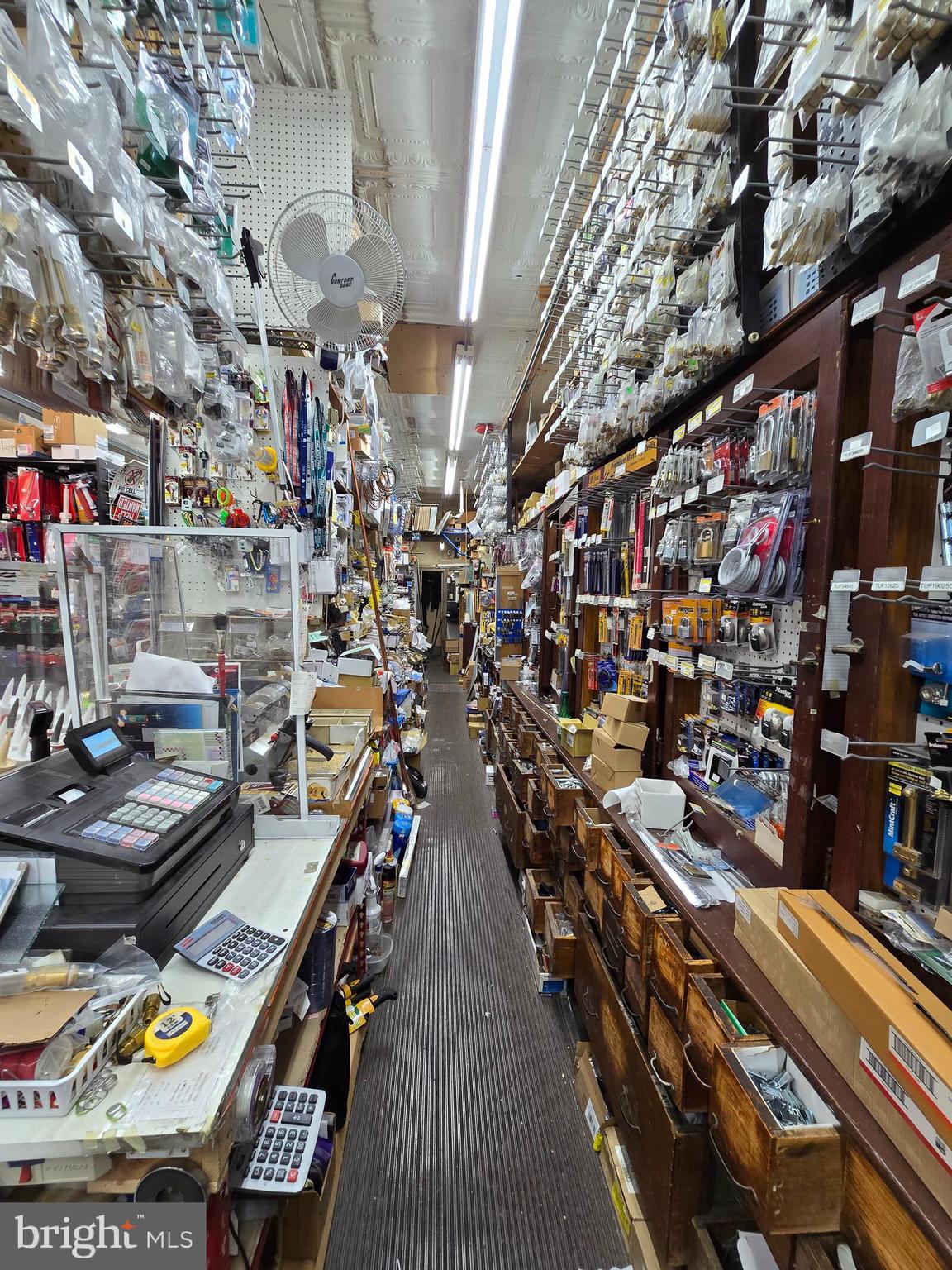 ALDEN PARK - Commercial Sale