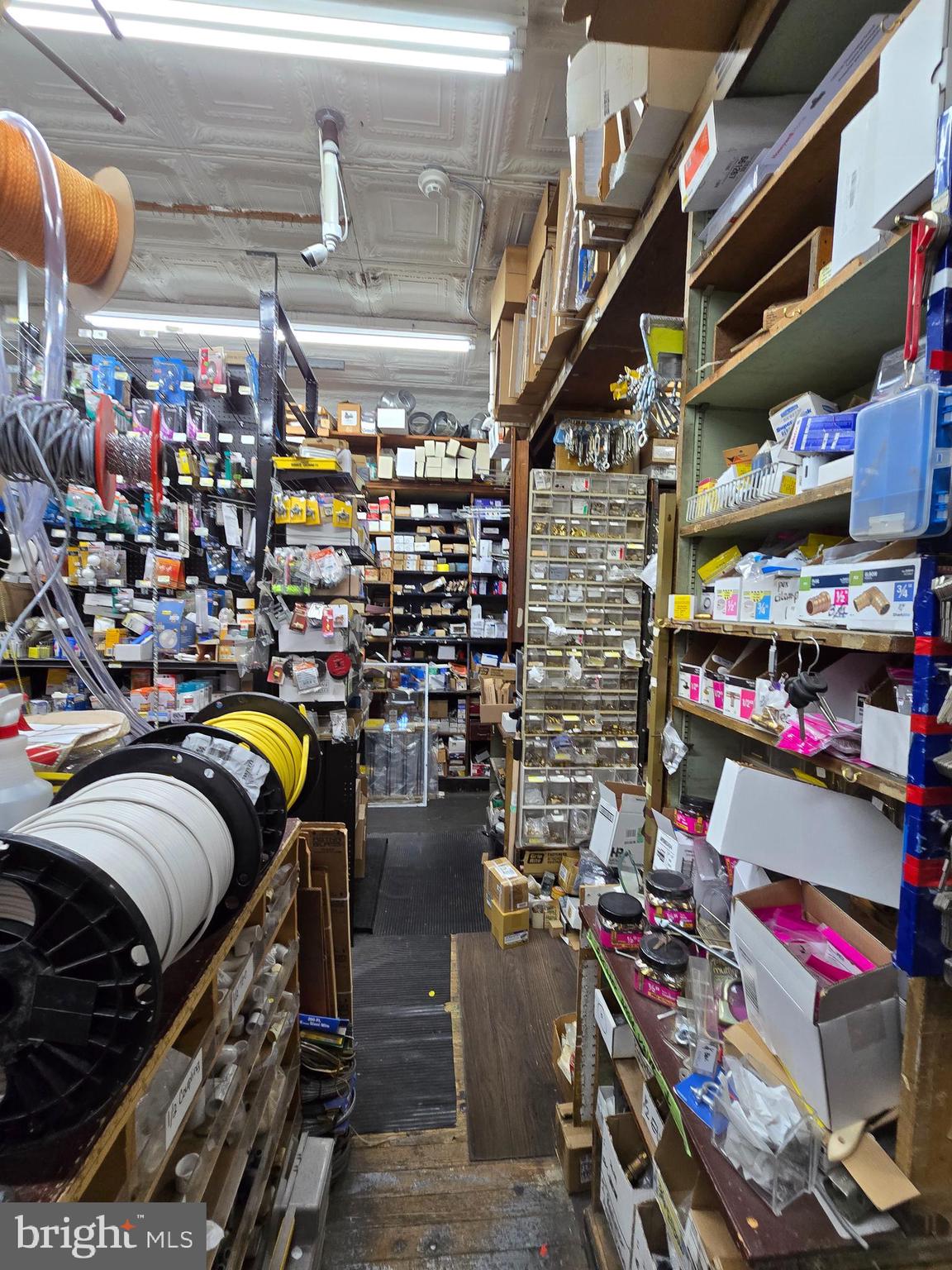 ALDEN PARK - Commercial Sale