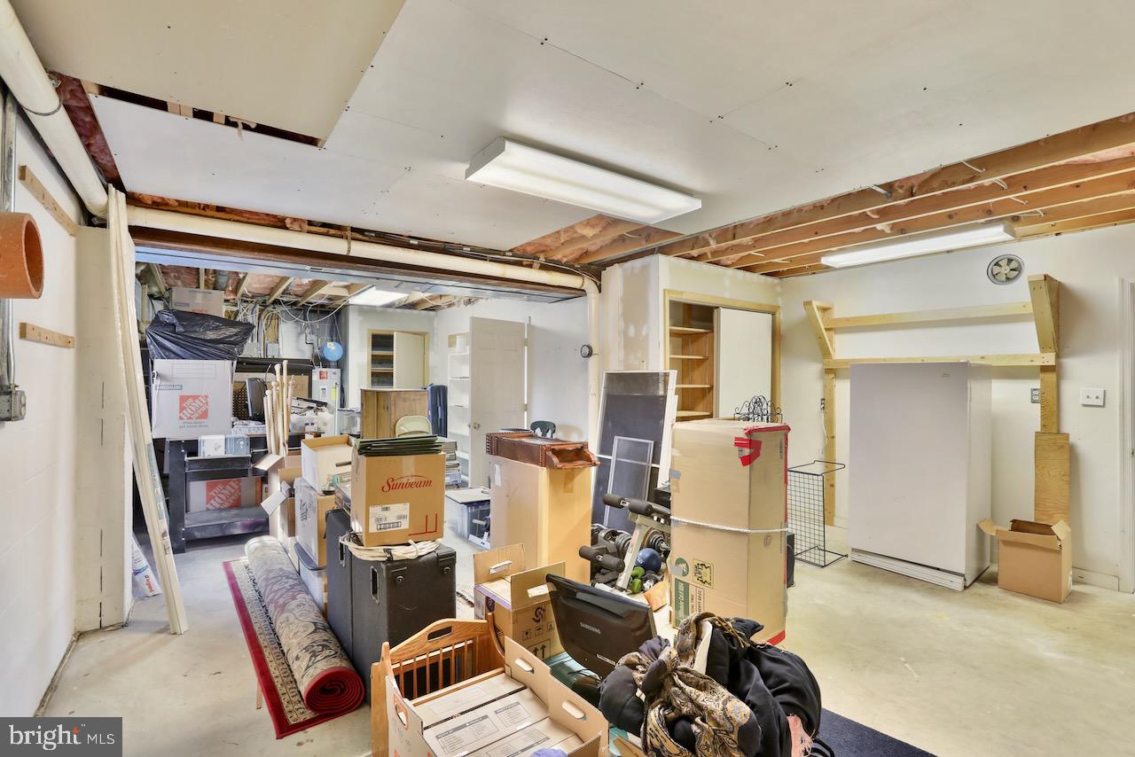 PEER MANOR - Residential