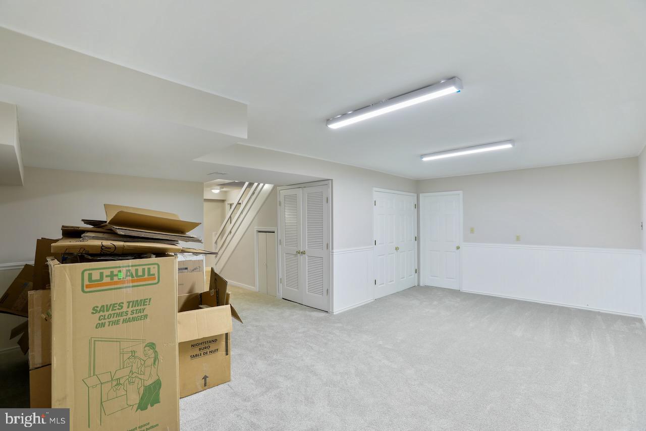 PEER MANOR - Residential