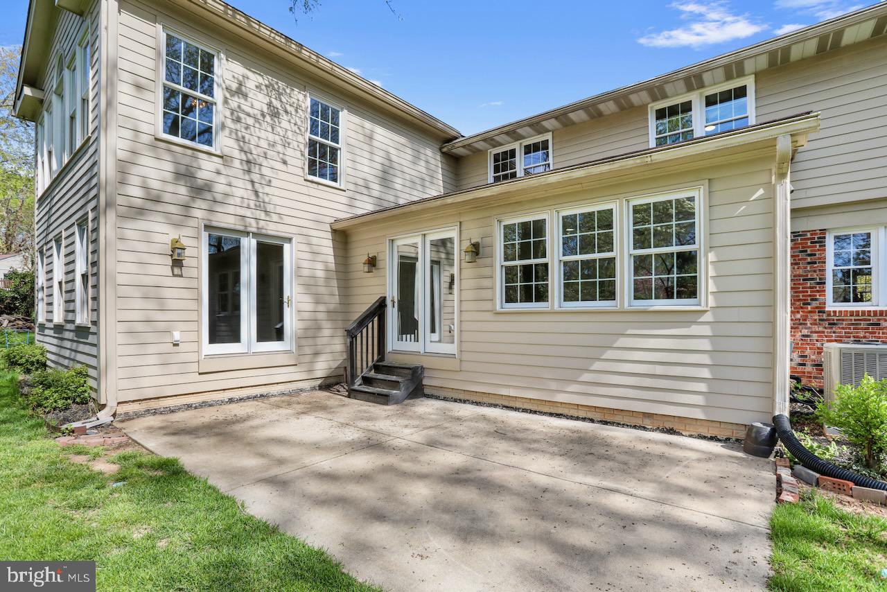 PEER MANOR - Residential