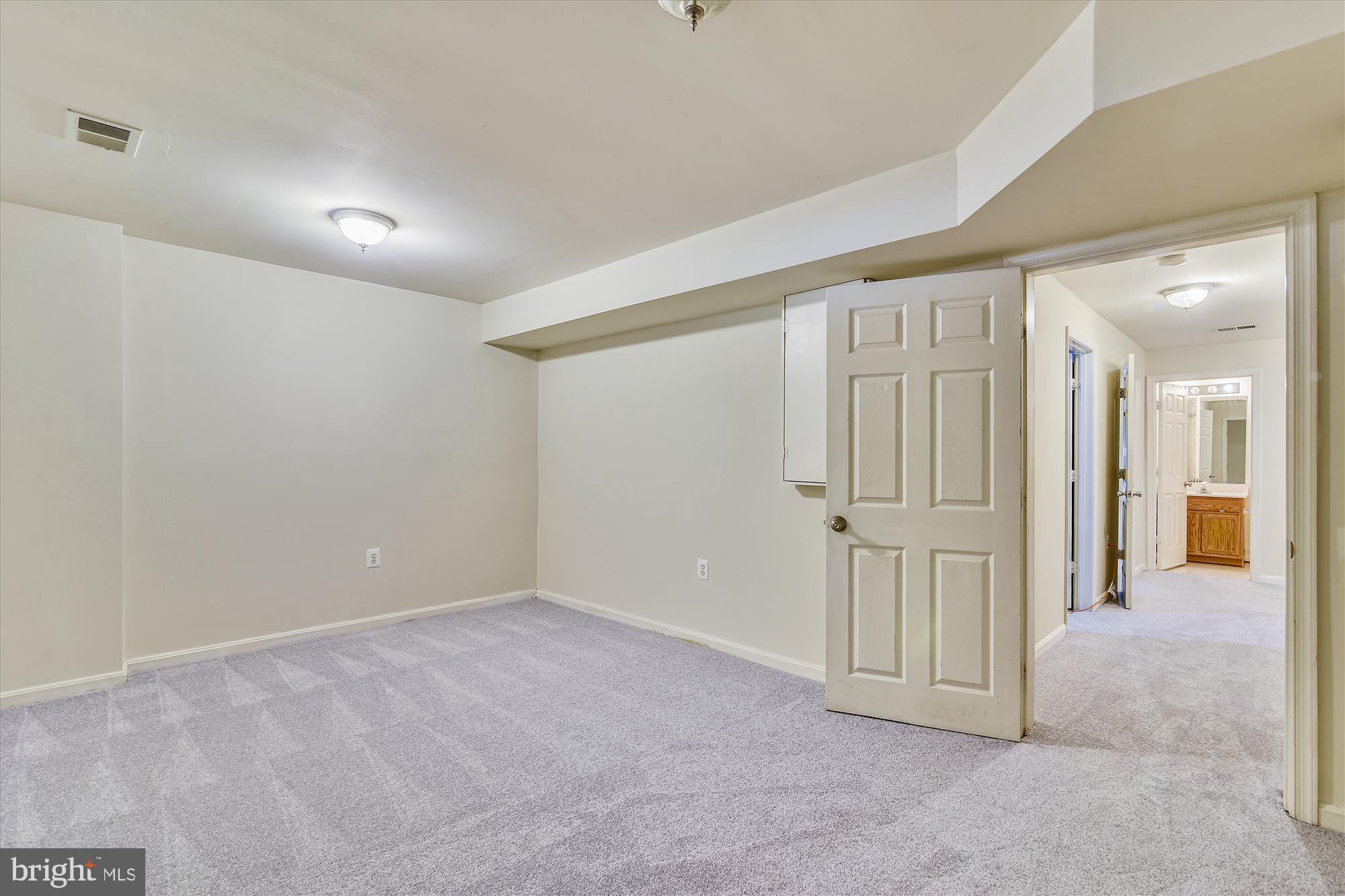 SYCAMORE HILL - Residential