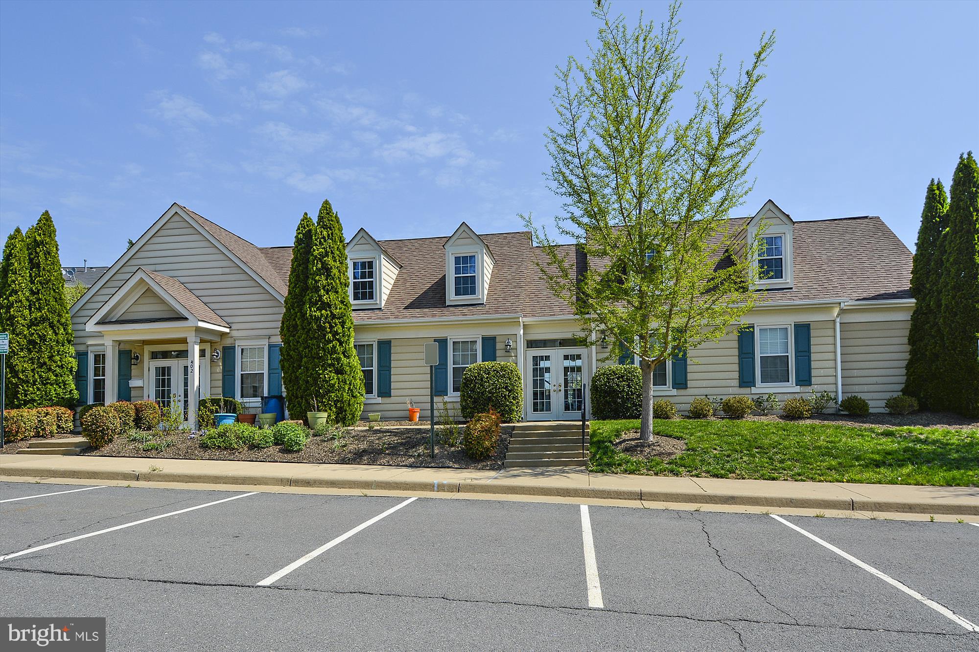 SYCAMORE HILL - Residential