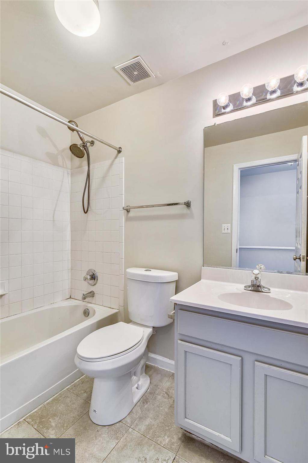 SYCAMORE HILL - Residential