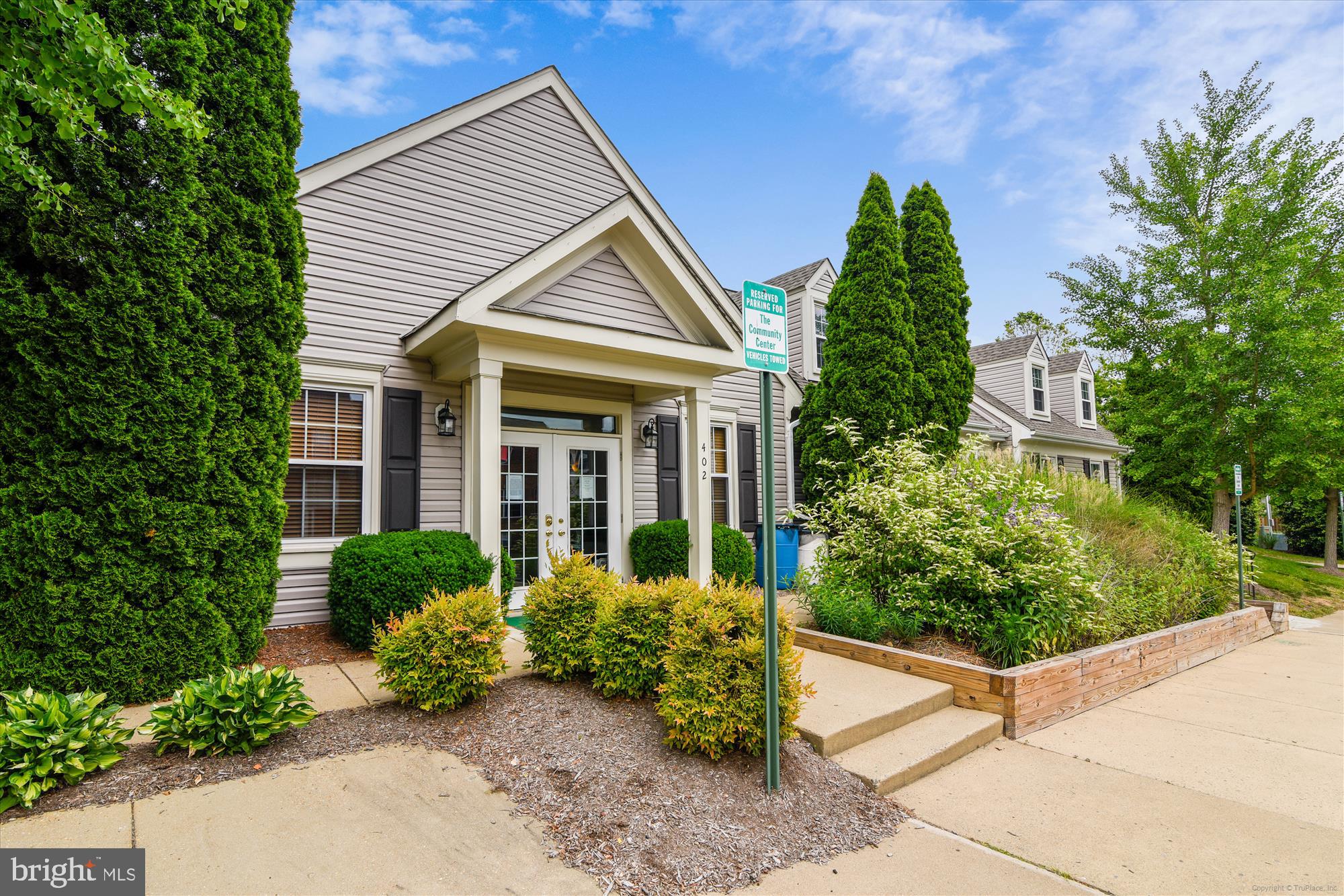 SYCAMORE HILL - Residential