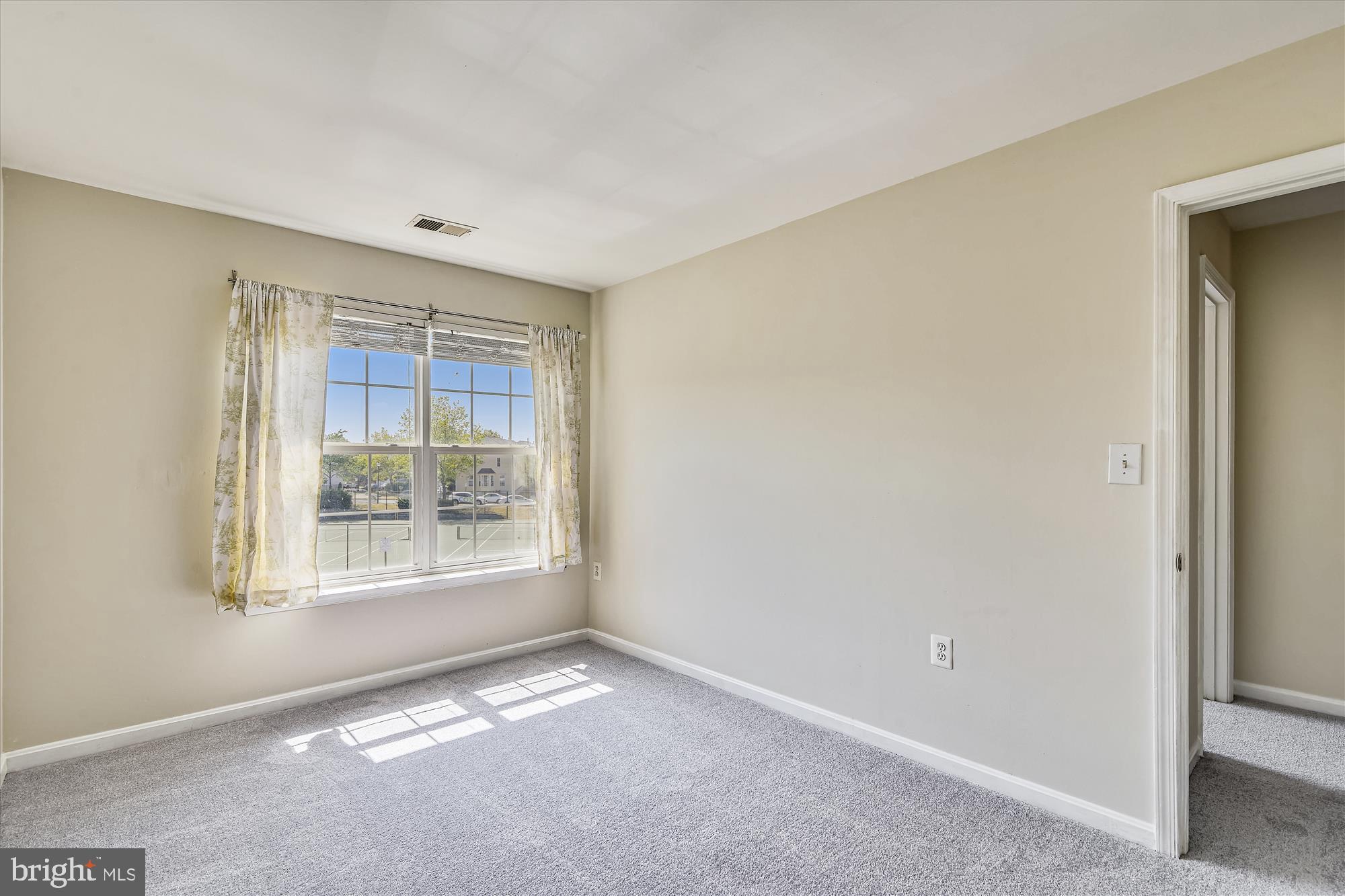 SYCAMORE HILL - Residential