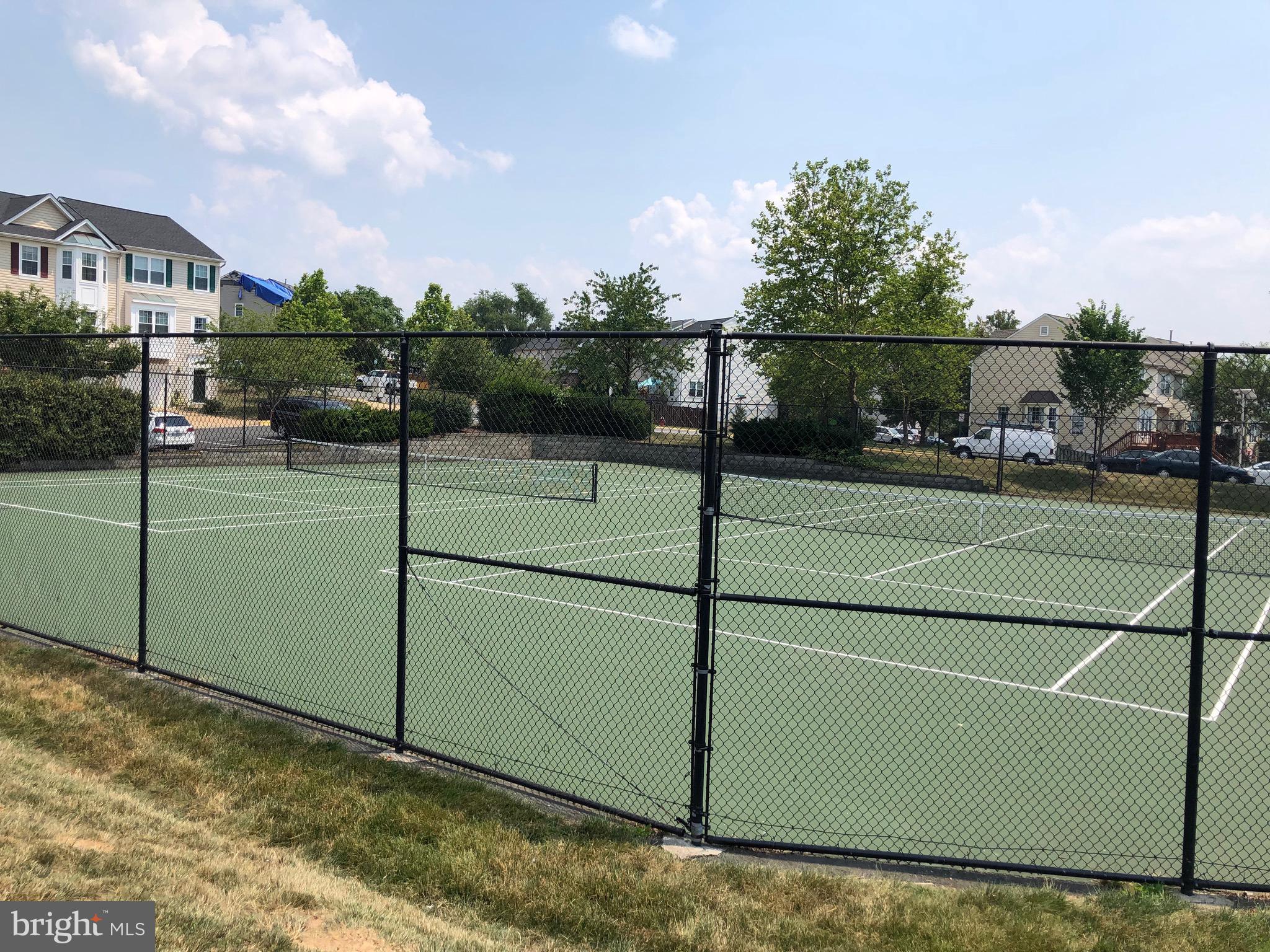 SYCAMORE HILL - Residential