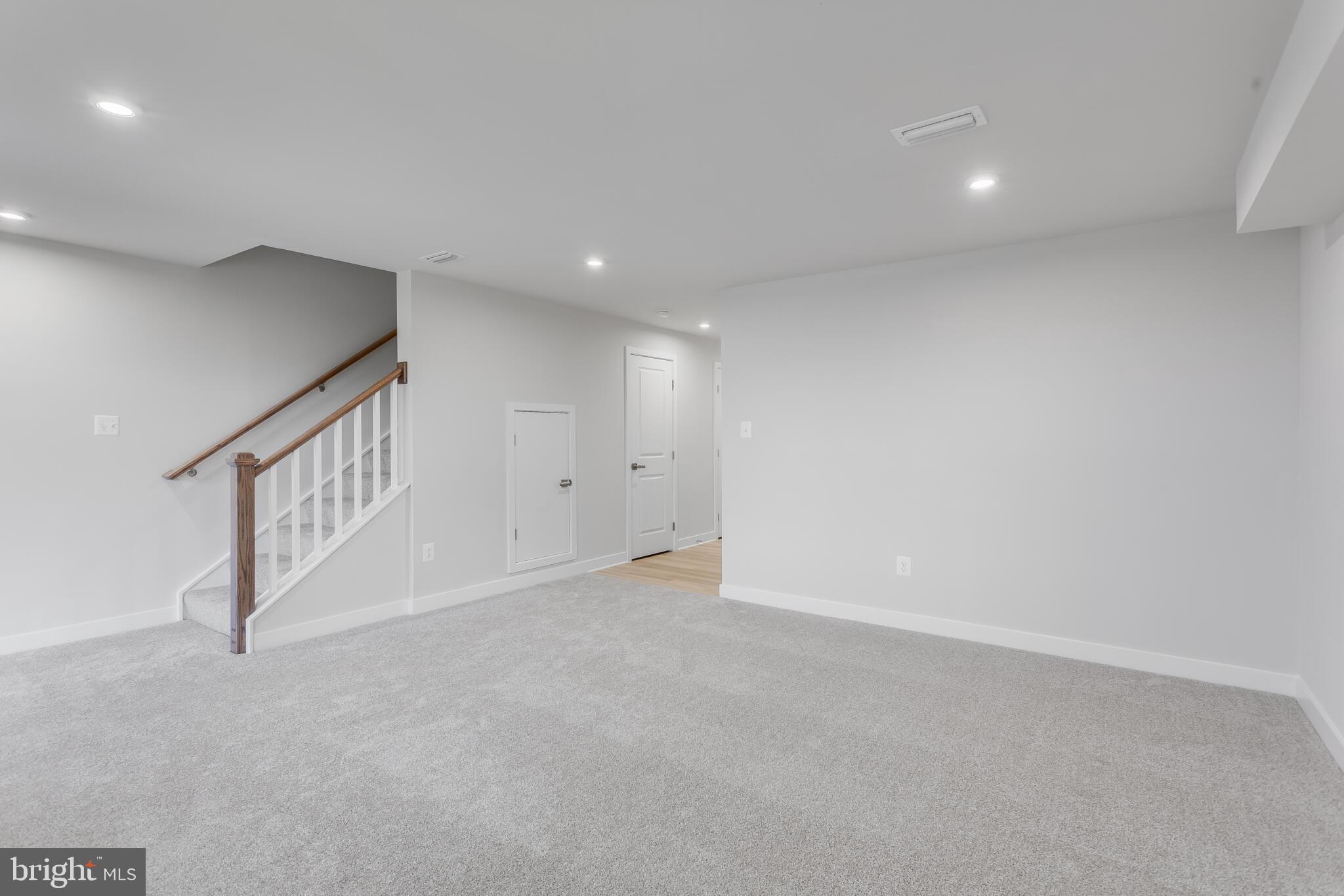 1721 DESTRIER STREET