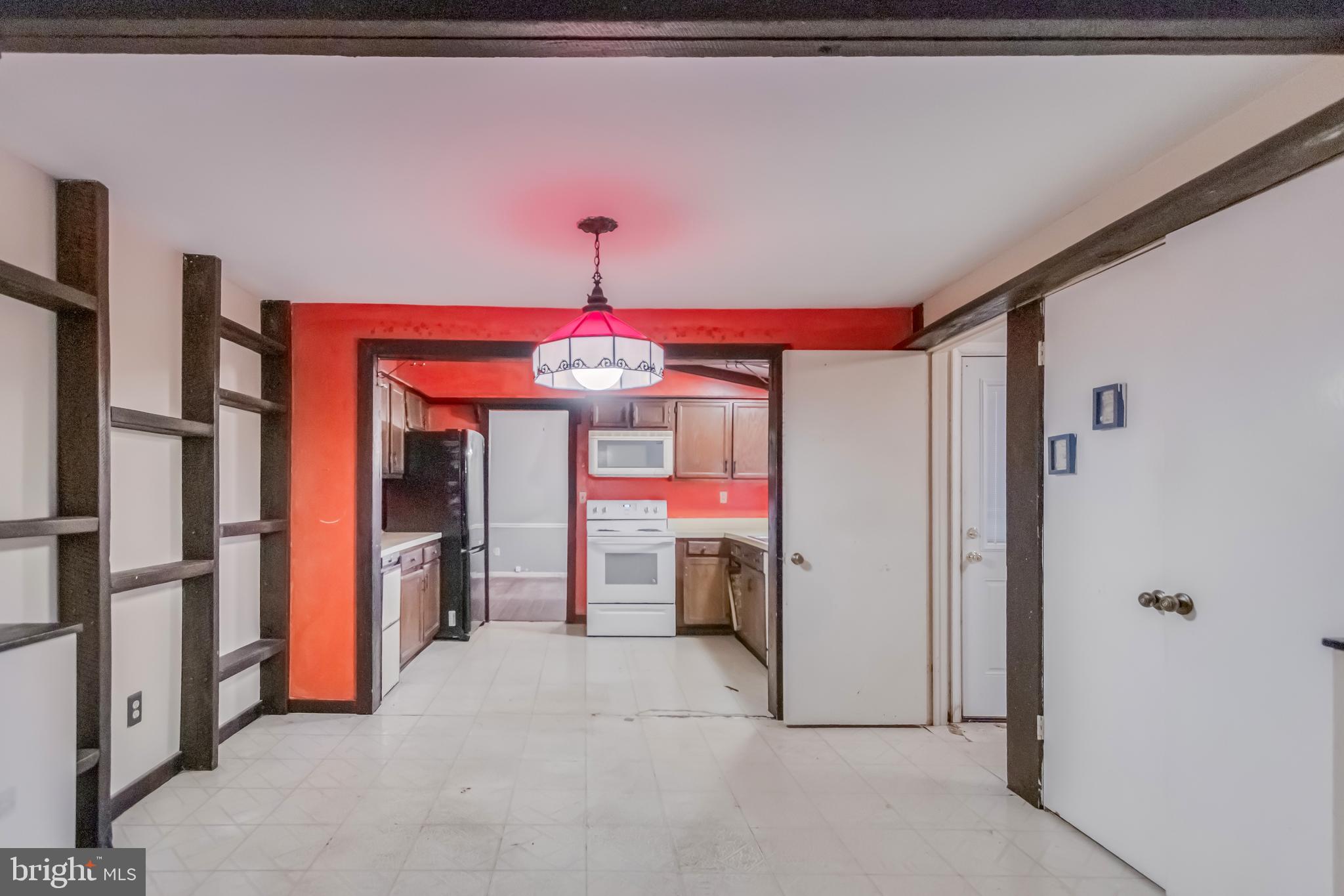 TANTALLON HILLS - Residential