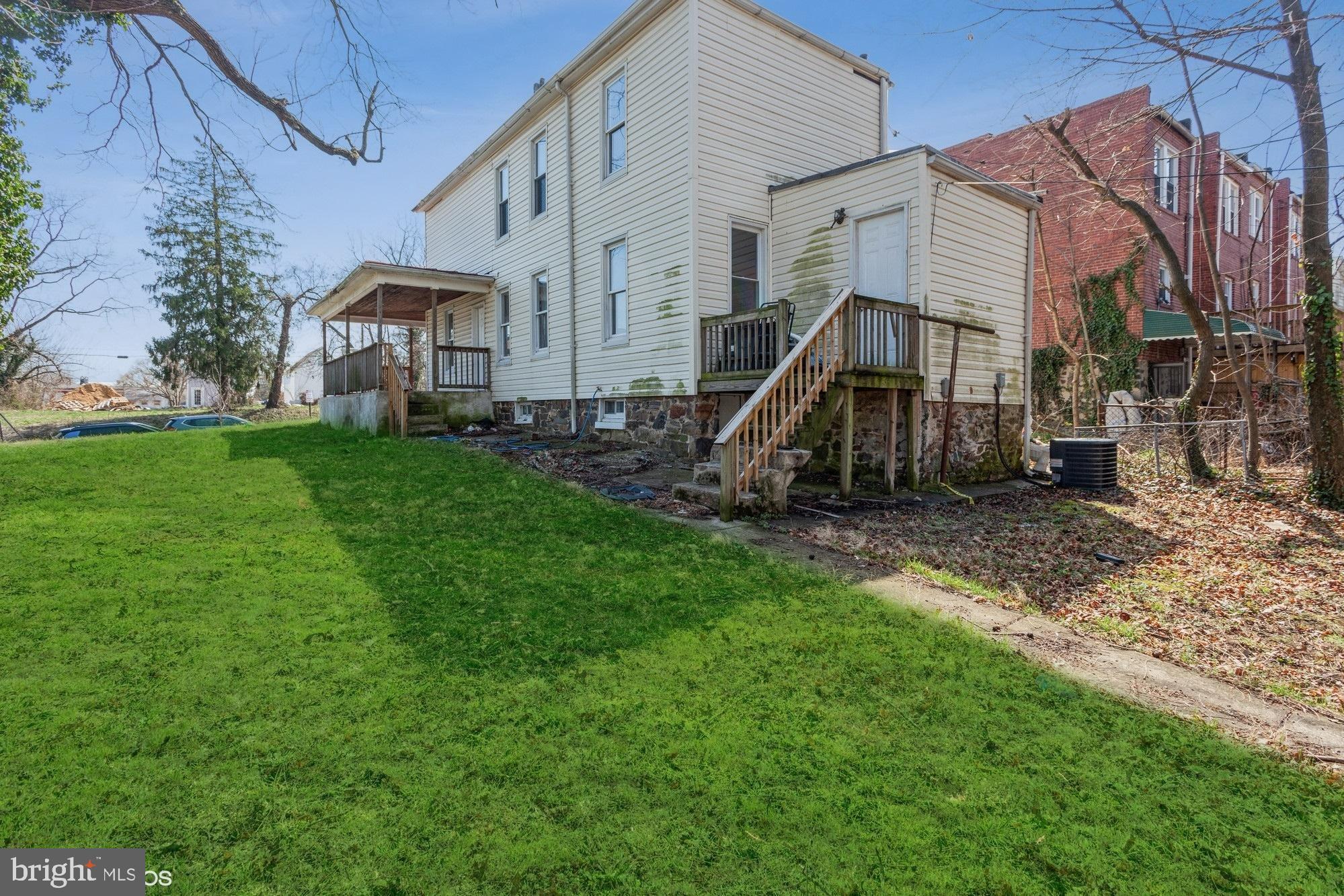 SAINT JOSEPHS - Residential