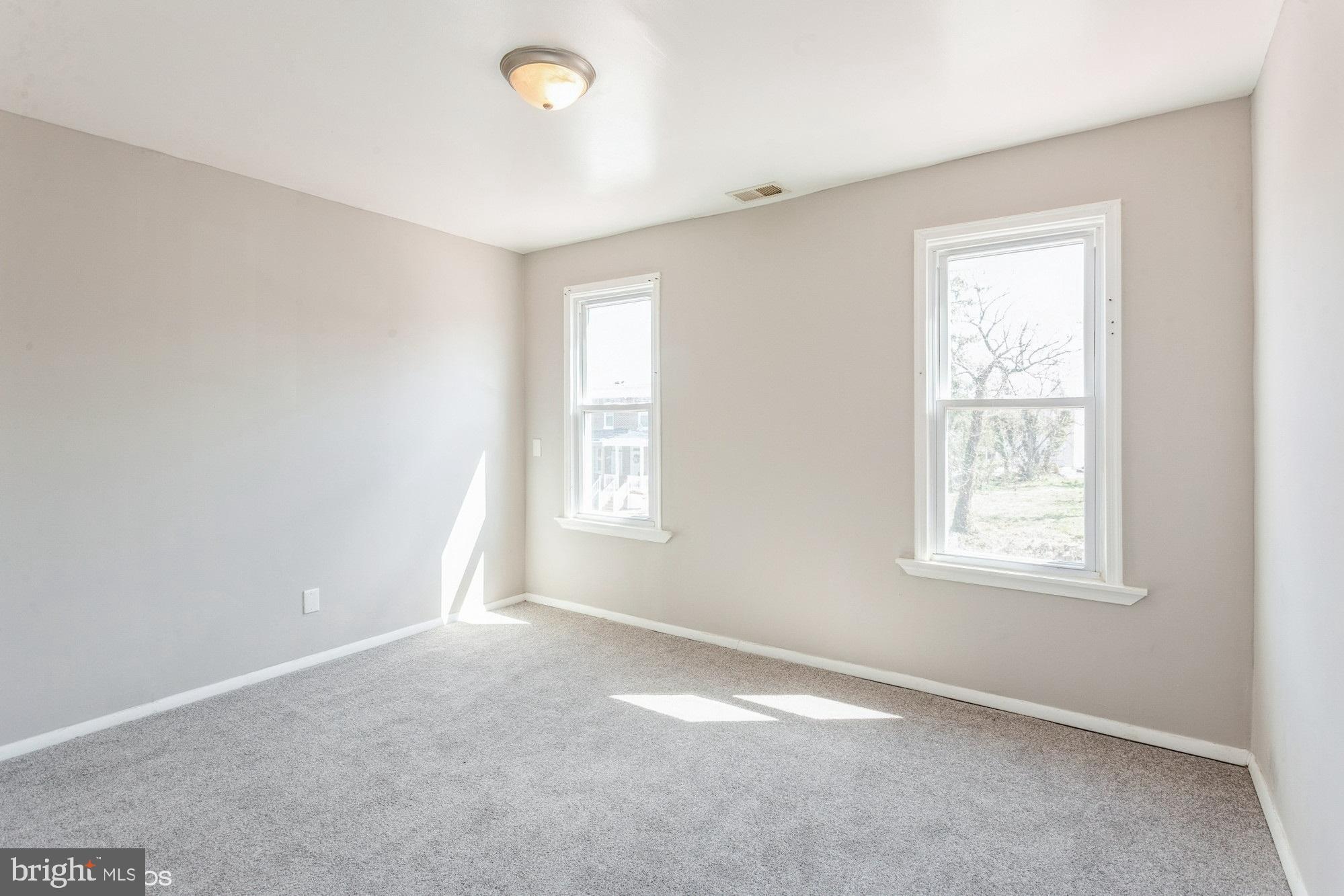 SAINT JOSEPHS - Residential