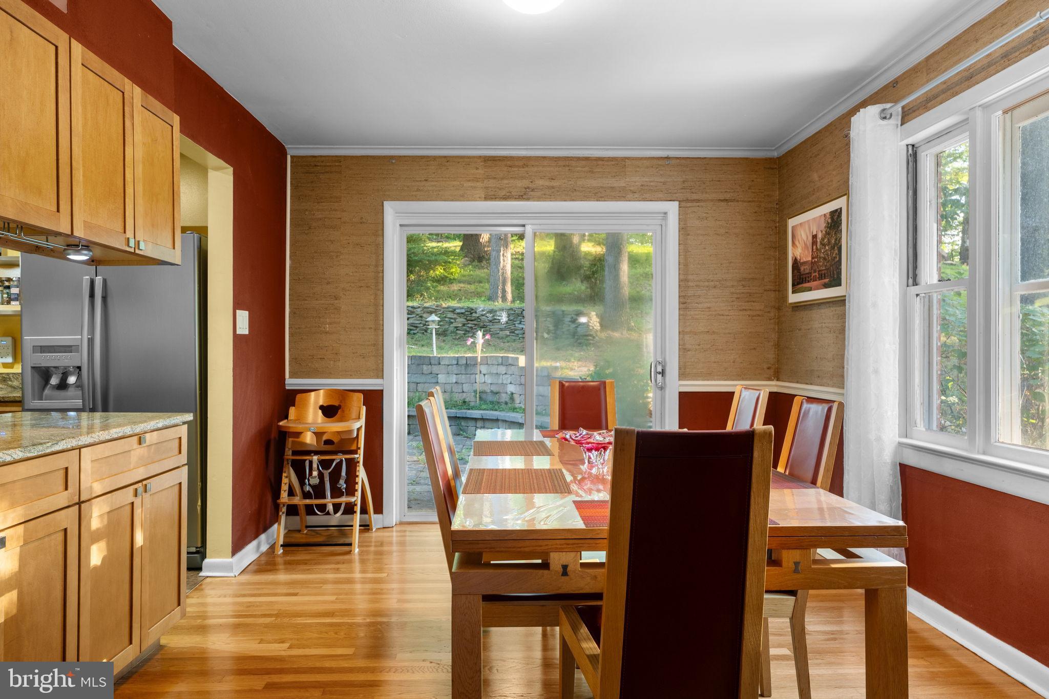 LAKE BARCROFT - Residential