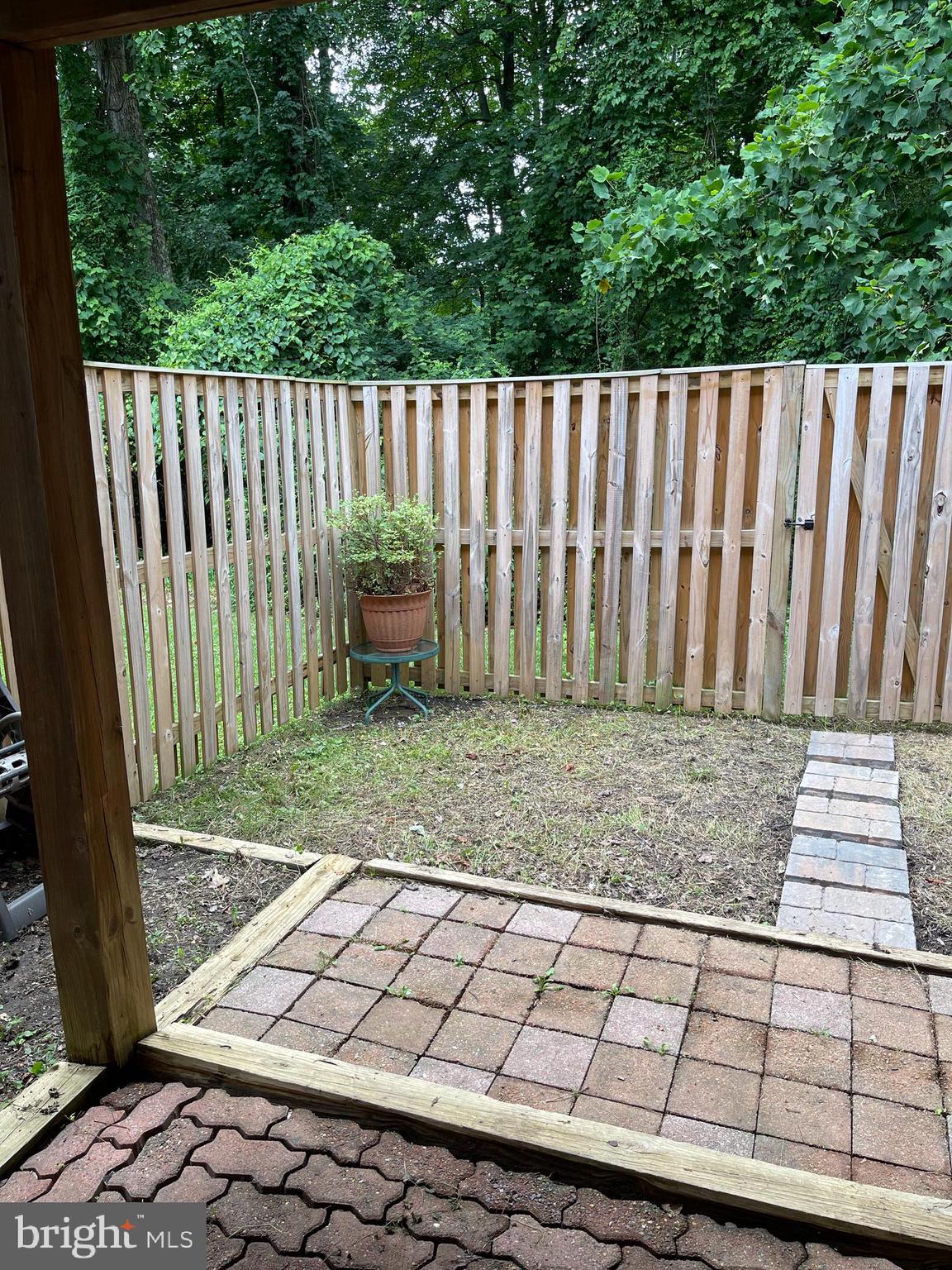 VILLAGE OF HICKORY RIDGE - Residential