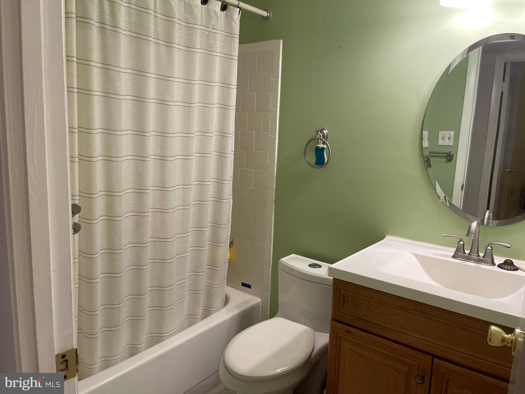 VILLAGE OF HICKORY RIDGE - Residential