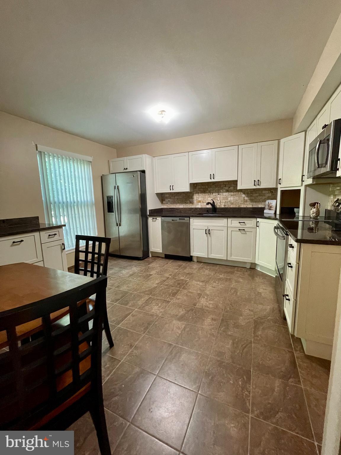 VILLAGE OF HICKORY RIDGE - Residential