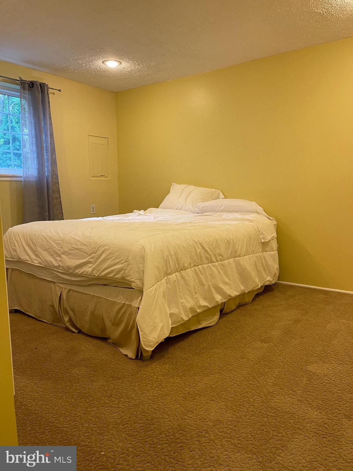 VILLAGE OF HICKORY RIDGE - Residential