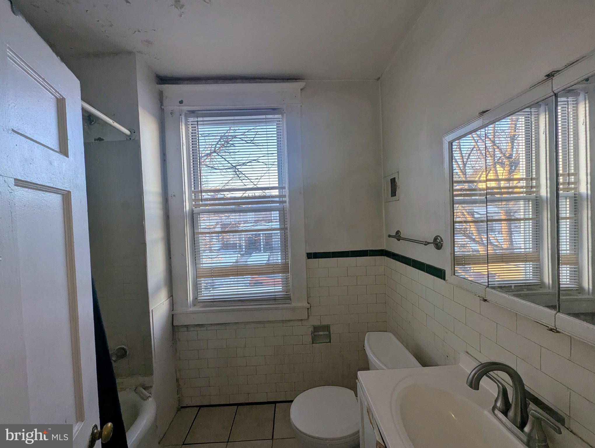 BELAIR-EDISON - Residential