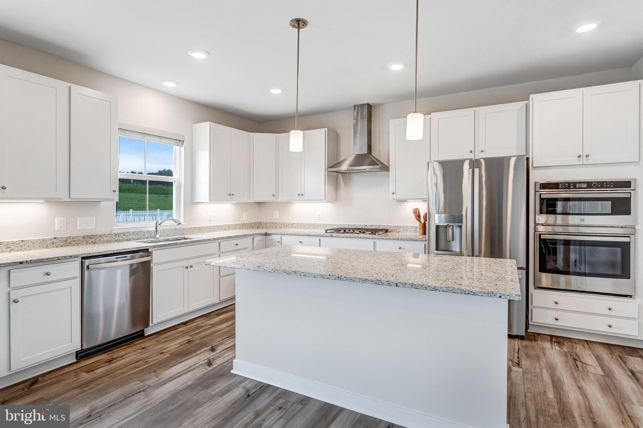 CLEVENGER CORNER VILLAGE - Residential