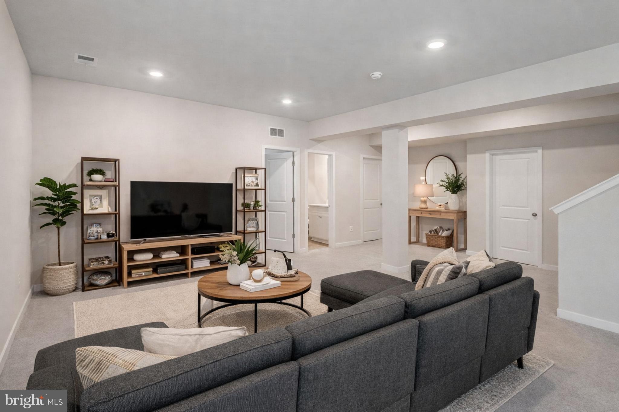 CLEVENGER CORNER VILLAGE - Residential