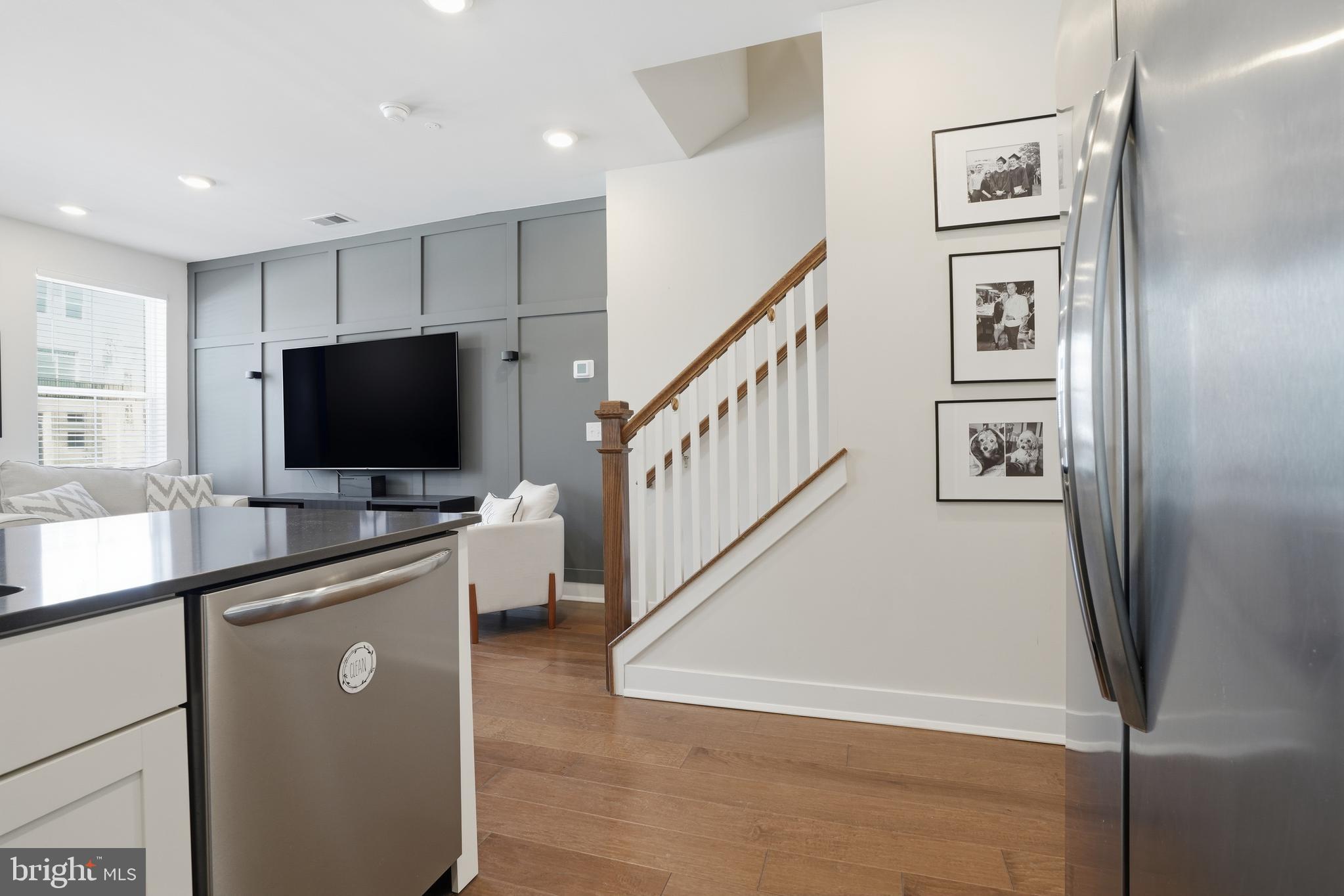 STEELPOINTE - Residential