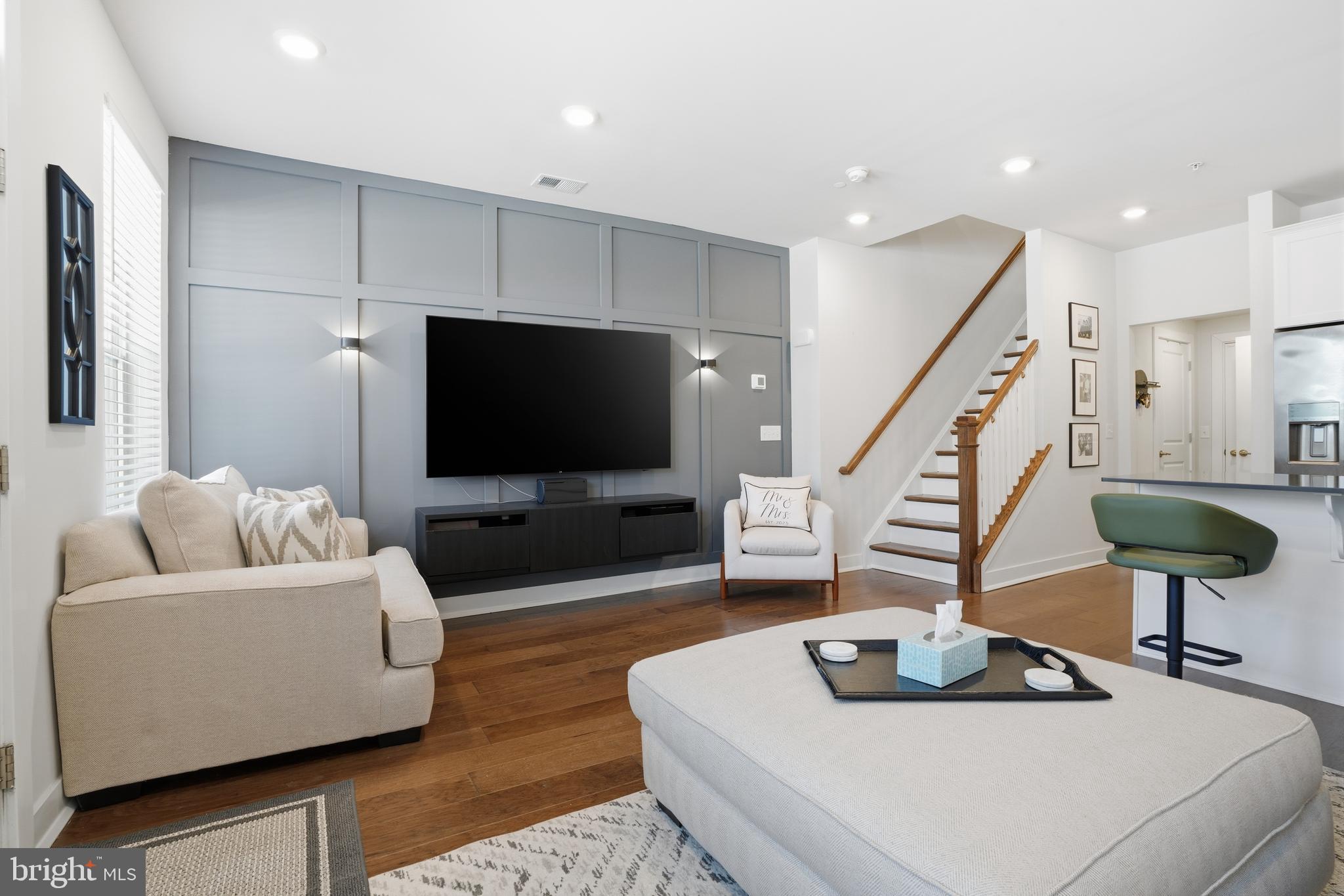 STEELPOINTE - Residential