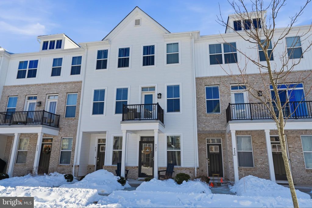 Photo of 925 Anvil Court, PHOENIXVILLE, PA 19460 (MLS # PACT2116864)