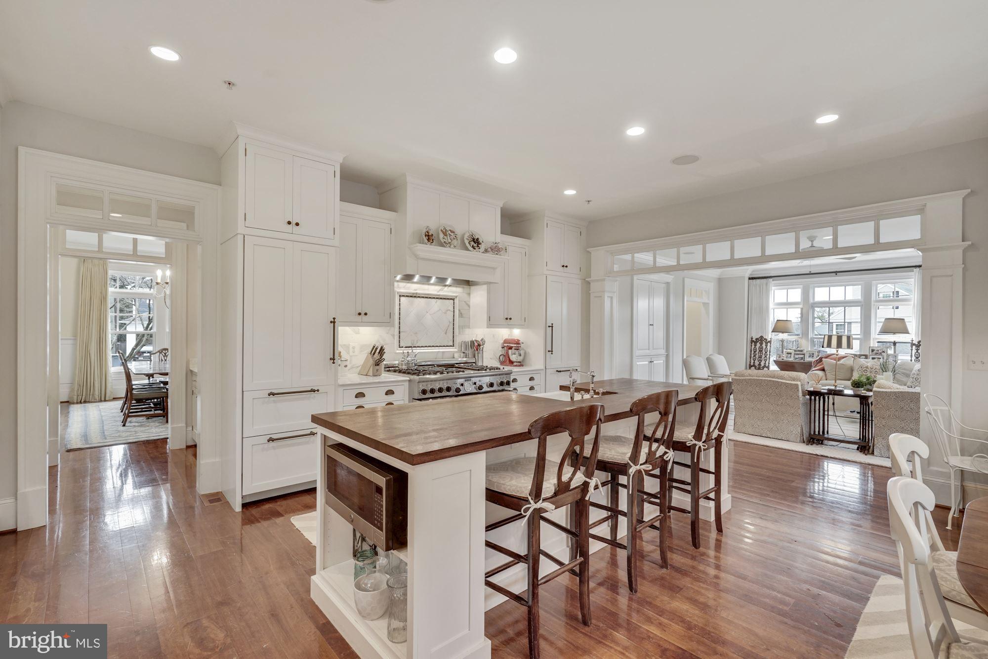 CHEVY CHASE - Residential