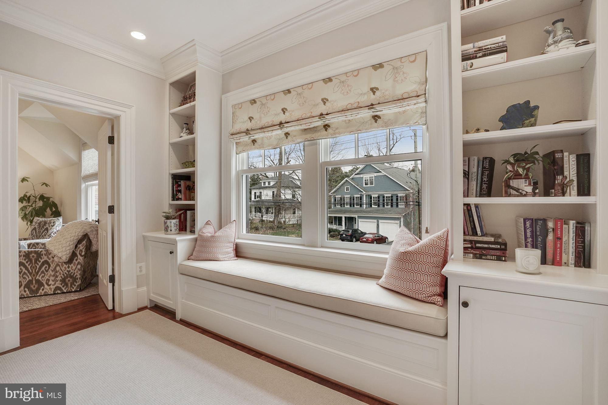 CHEVY CHASE - Residential