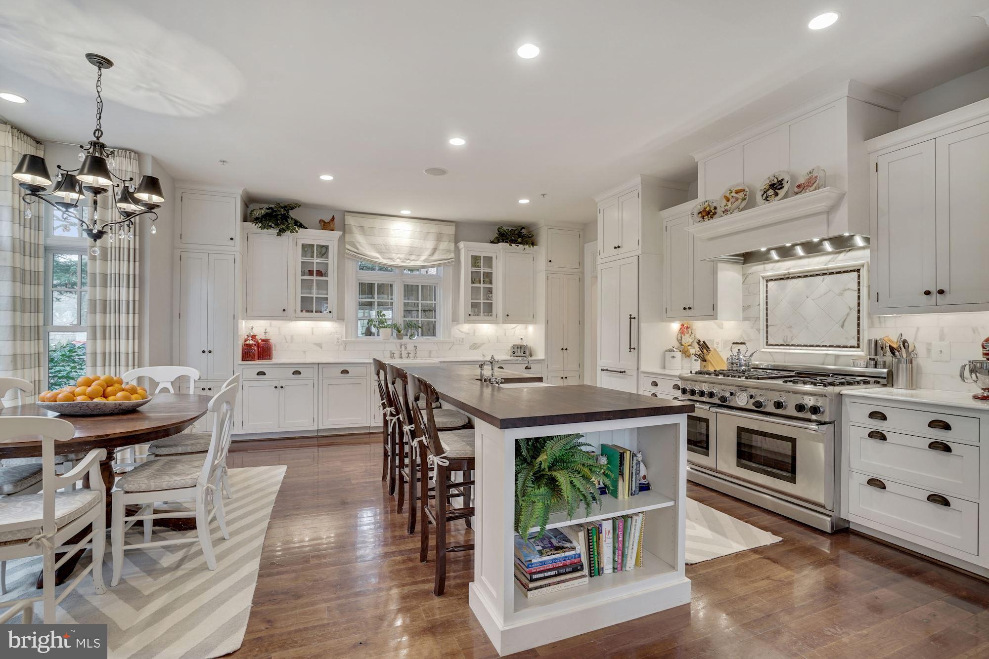 CHEVY CHASE - Residential